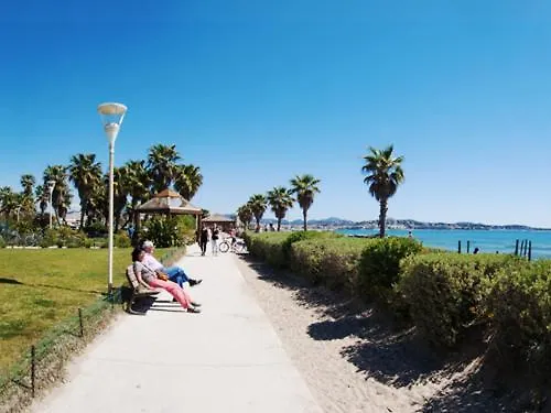 Studio Climatise - Port Frejus, Plage A 250M 0*, Frejus