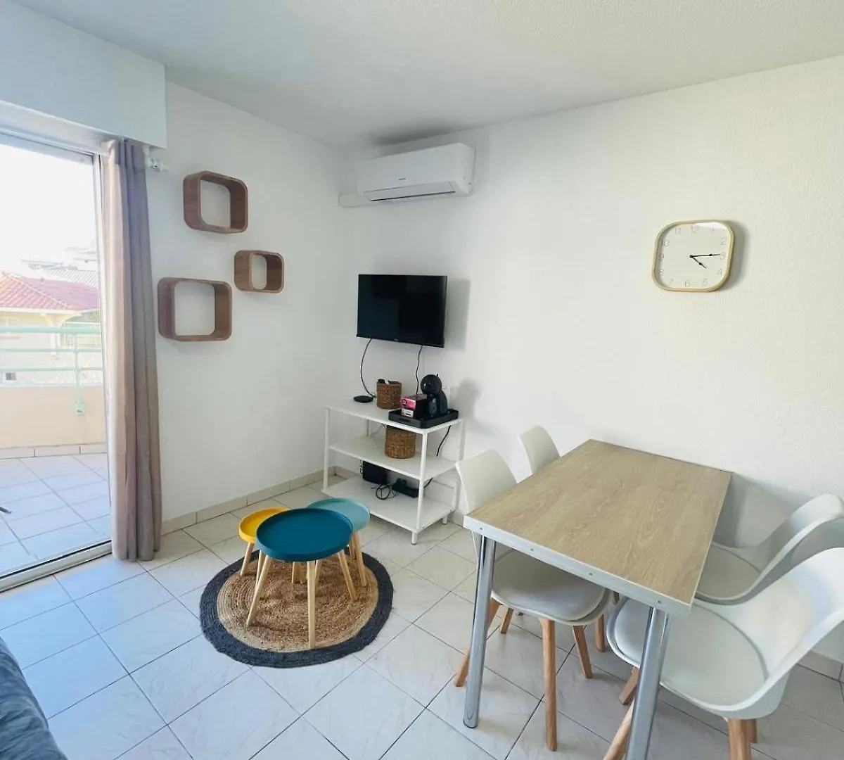 Studio Climatise - Port Frejus, Plage A 250M Frejus