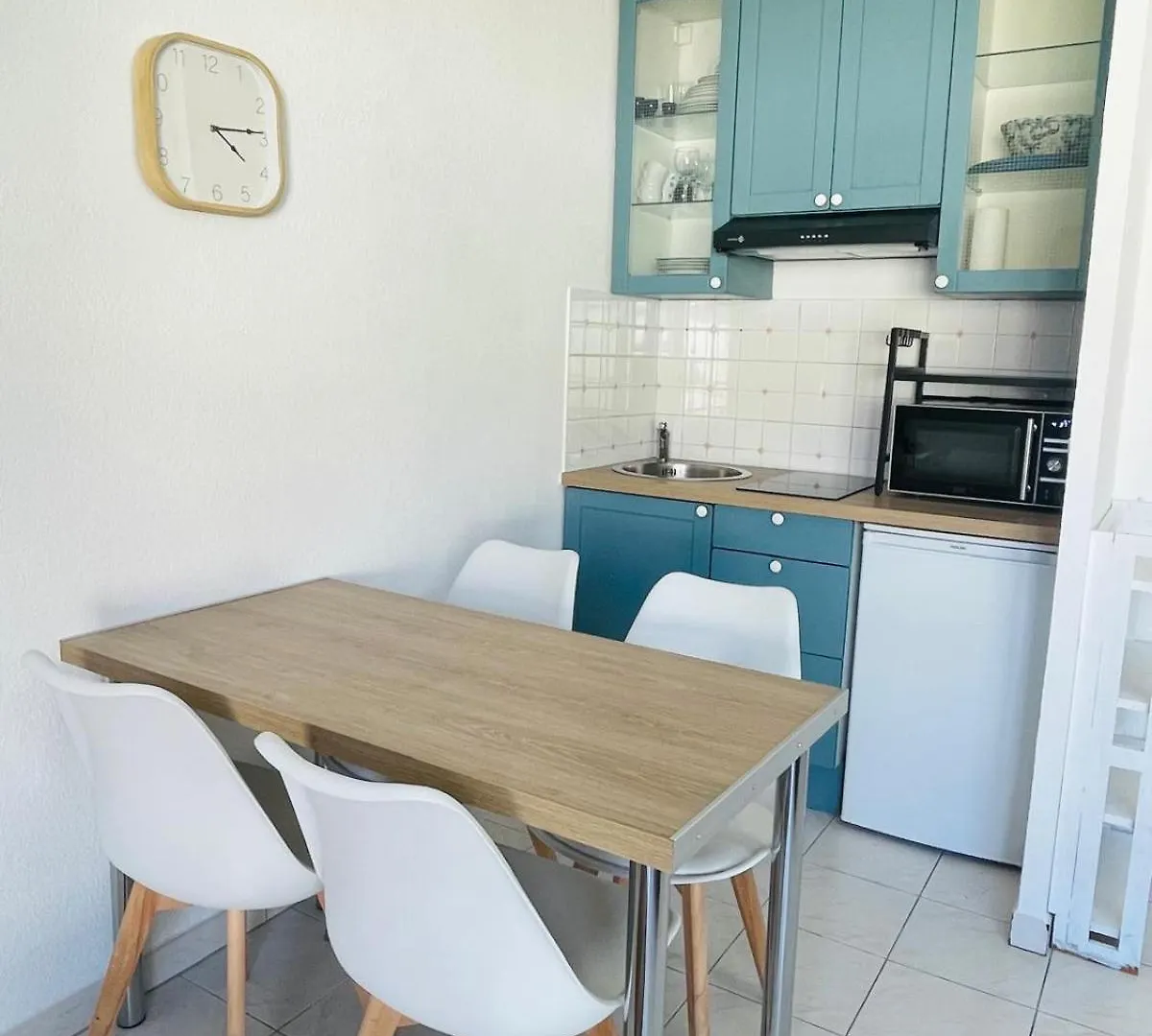Studio Climatise - Port Frejus, Plage A 250M Apartment